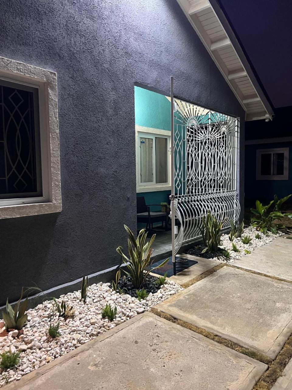 Sky View Villas @ Edmund Ridge Estate Montego Bay Exterior foto