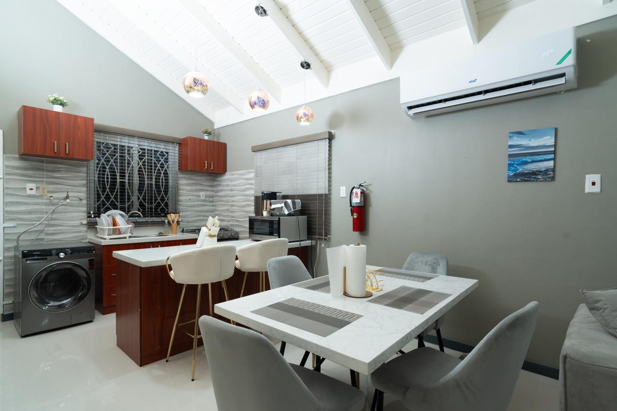 Sky View Villas @ Edmund Ridge Estate Montego Bay Exterior foto